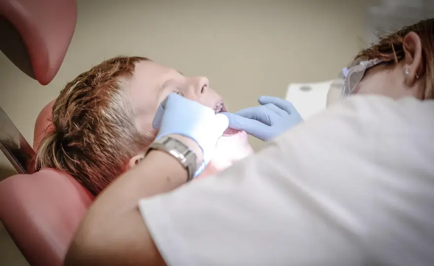 Szałwia na ból zęba - ulga czy konieczna wizyta u dentysty?