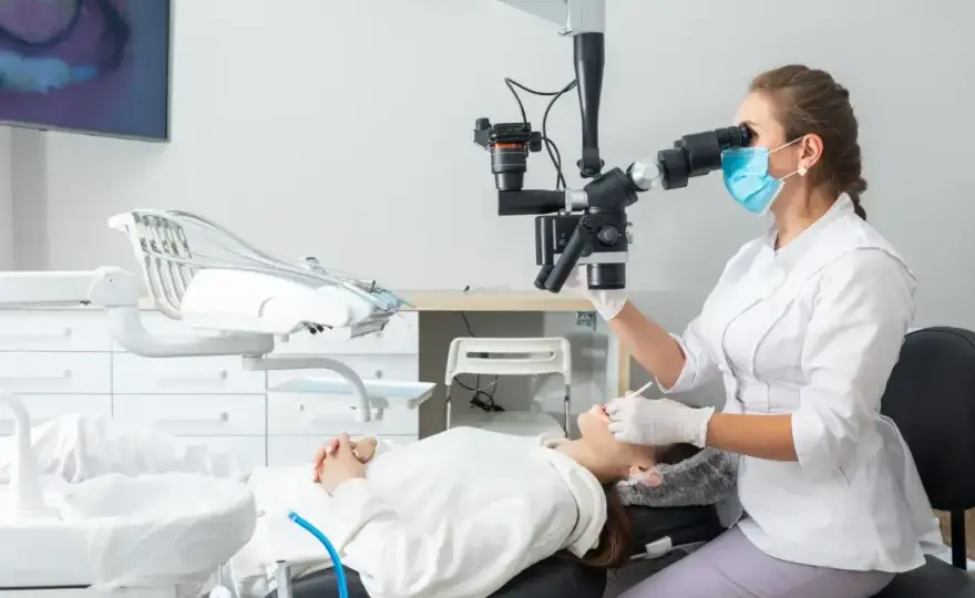 Sanacja jamy ustnej - dlaczego jest kluczowa dla zdrowia?